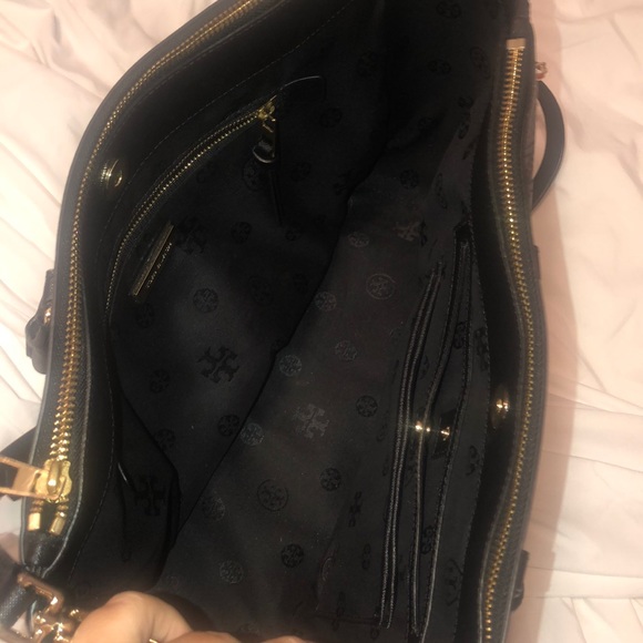 Black Tory Burch Tote Bag with Diamond Print - Picture 4 of 8